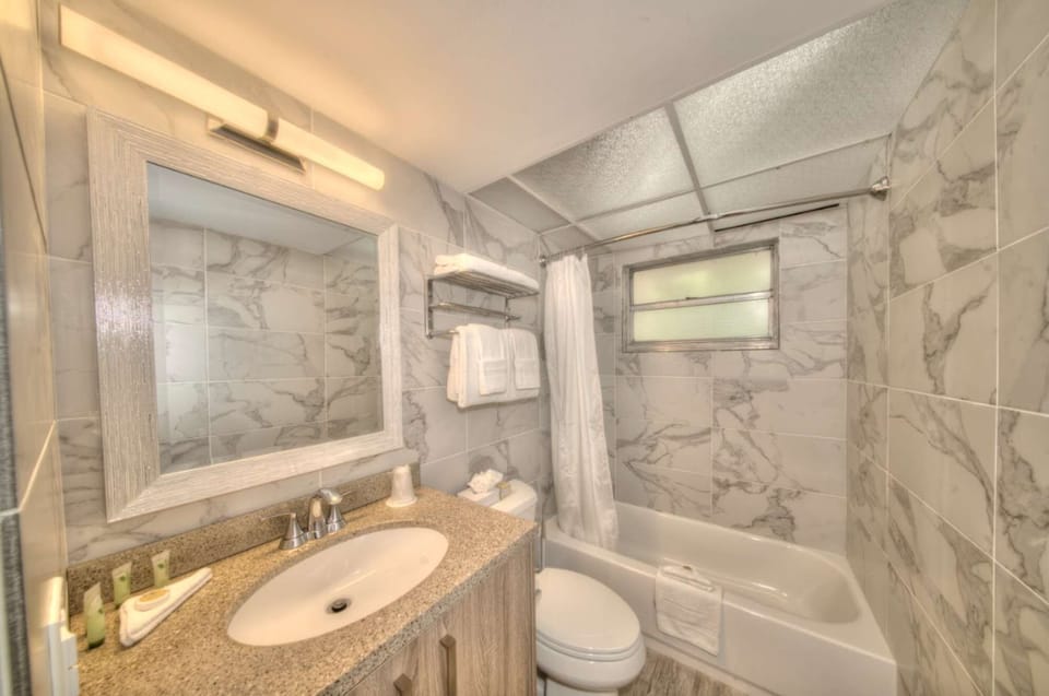 2 Bedroom