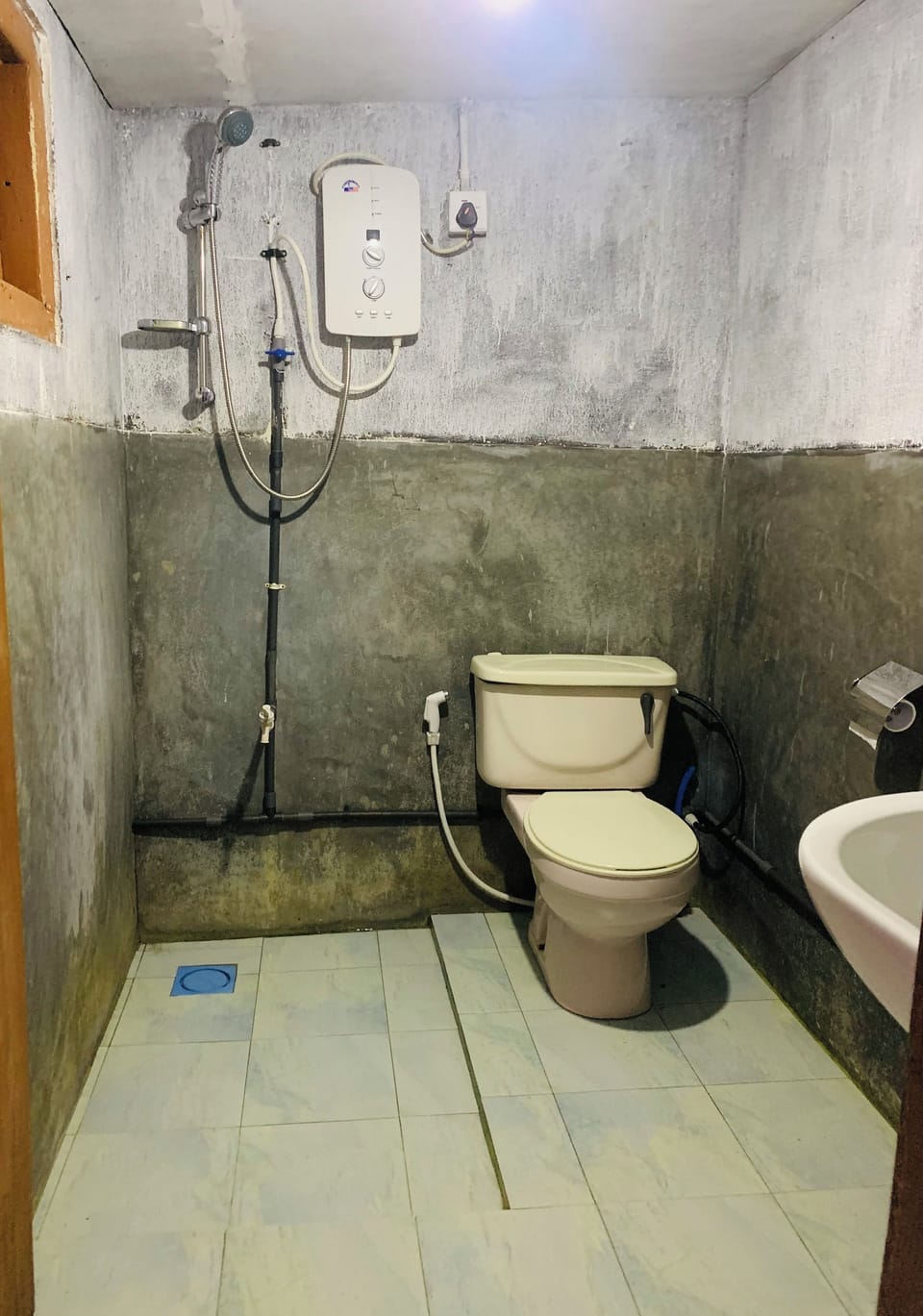 Towels, soap, toilet paper