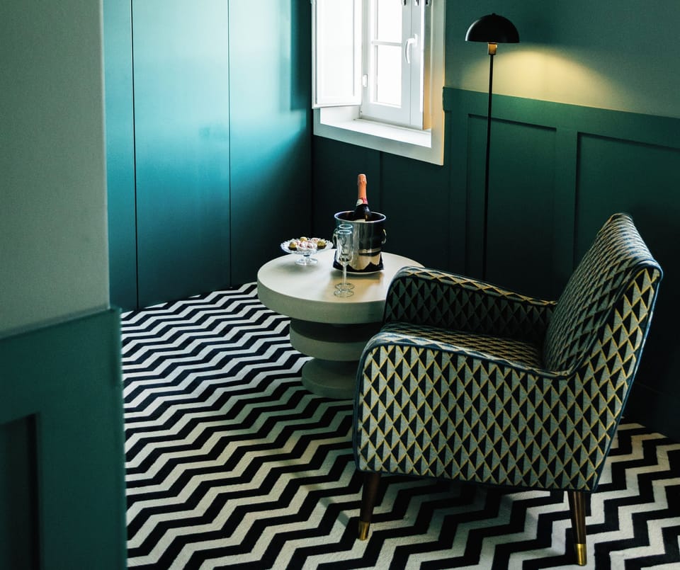 Junior Suite | In-room safe, desk, laptop workspace, free WiFi