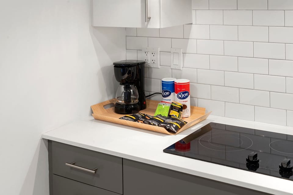 Coffee maker and complimentary 