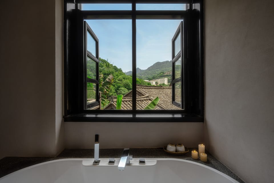 Romantic Double Room, Balcony, River View | Bathroom | Free toiletries, hair dryer, bathrobes, slippers