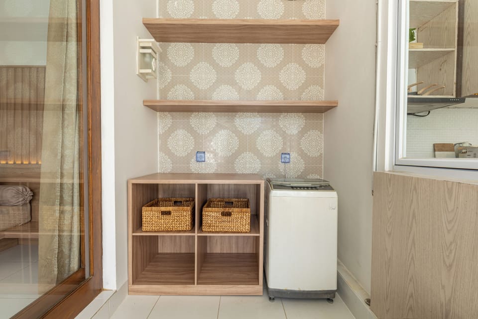 Premier Villa | Iron/ironing board