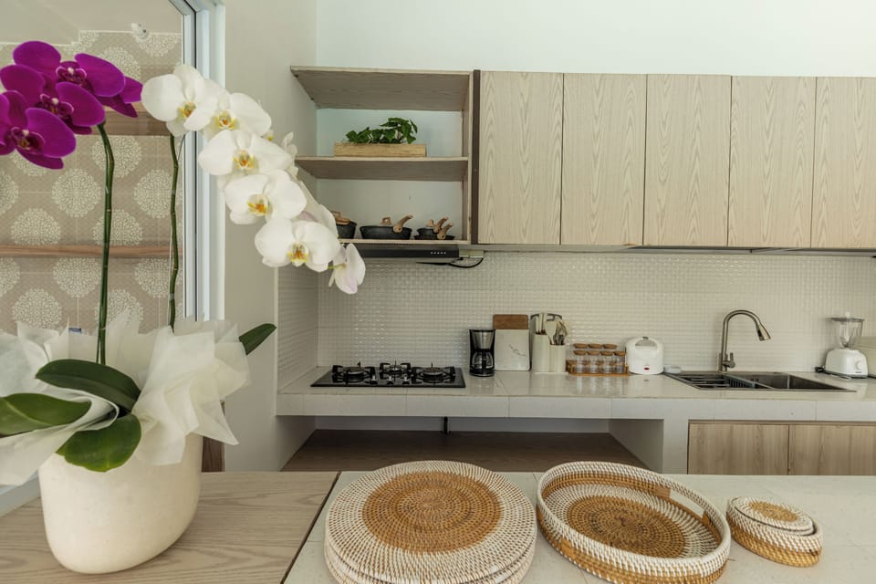 Premier Villa | Private kitchen | Microwave, coffee/tea maker, rice cooker, blender