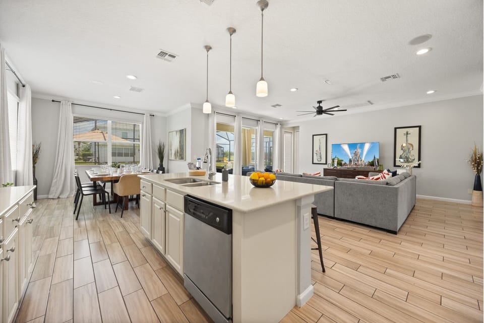 Our full kitchen is equipped with the common items that you need to cook on vacations, like pot, pans, trays, plates, etc.