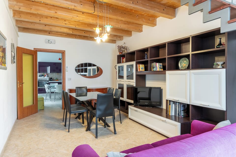 Apartment, 2 Bedrooms, City View | Living area | 30-inch TV with satellite channels