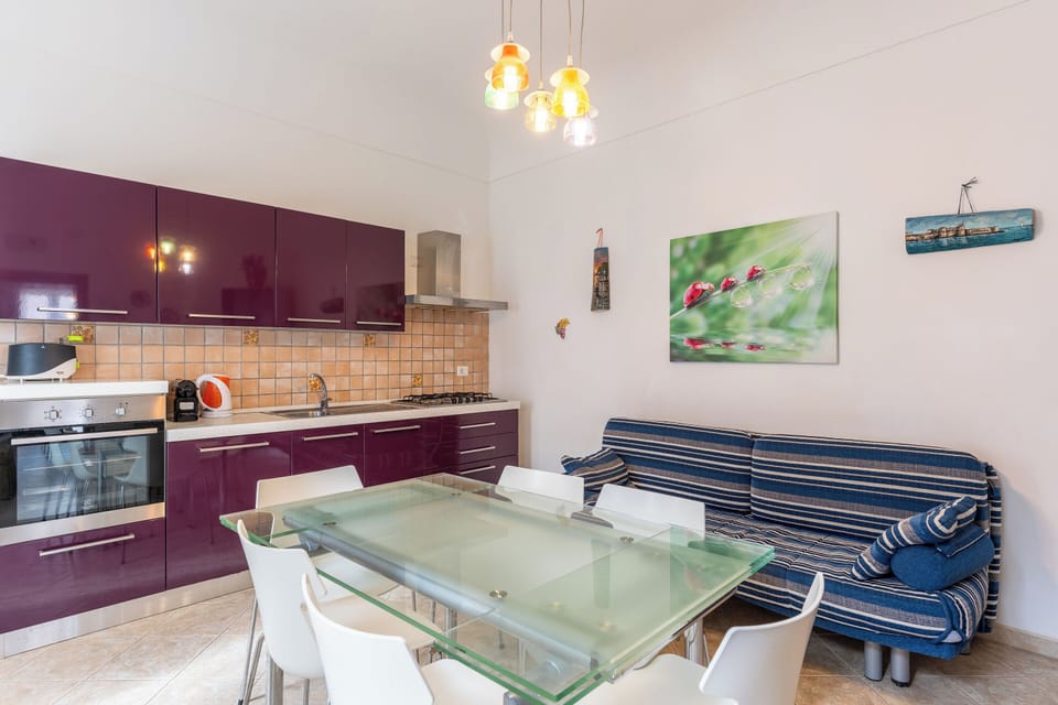 Apartment, 2 Bedrooms, City View | Private kitchen | Fridge, oven, stovetop, dishwasher
