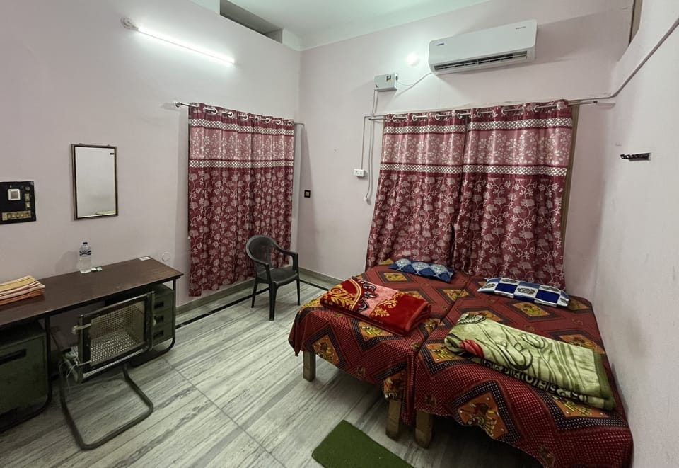 Standard Double Room, 1 Double Bed, City View (With Detached Washroom) | Desk, laptop workspace, soundproofing, free WiFi