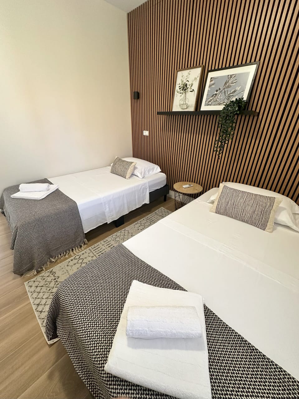 Third bedroom with two twin size beds