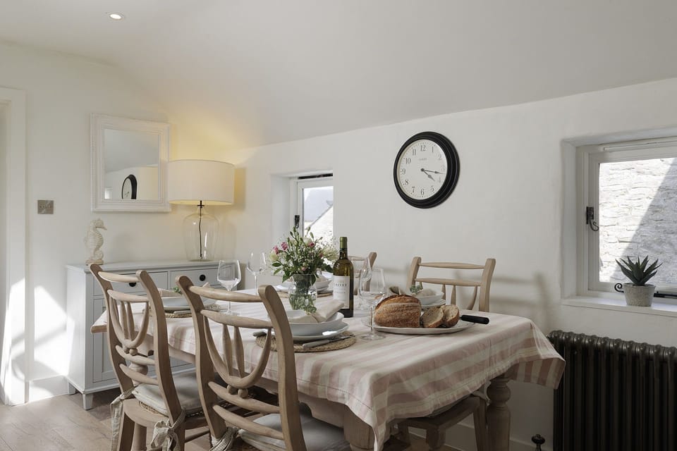 Flat 2 Martins House - Staycotswold