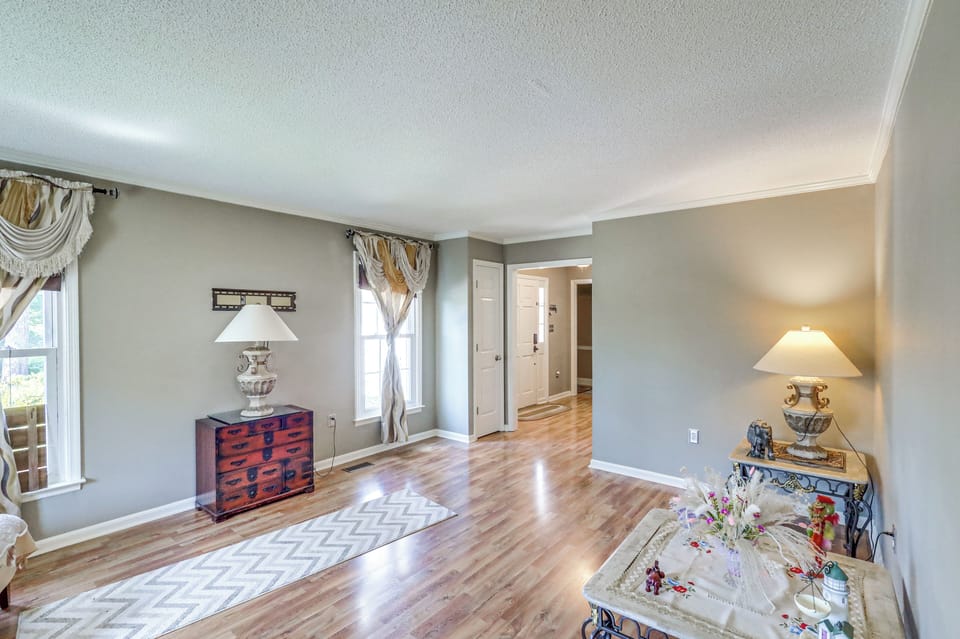 House (3 Bedrooms) | Interior