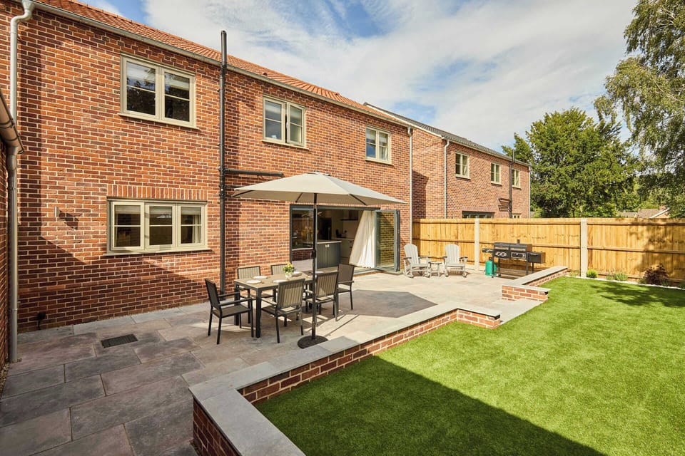 The Sett, North Wootton - Host & Stay