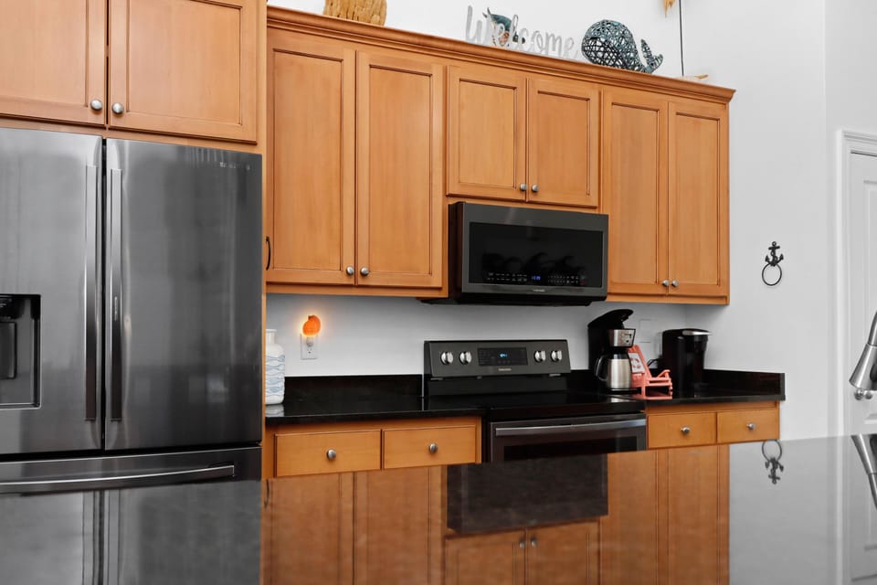 Condo, Multiple Beds (Tranquil Harbor 311 - Sea Forever) | Private kitchen | Oven, toaster