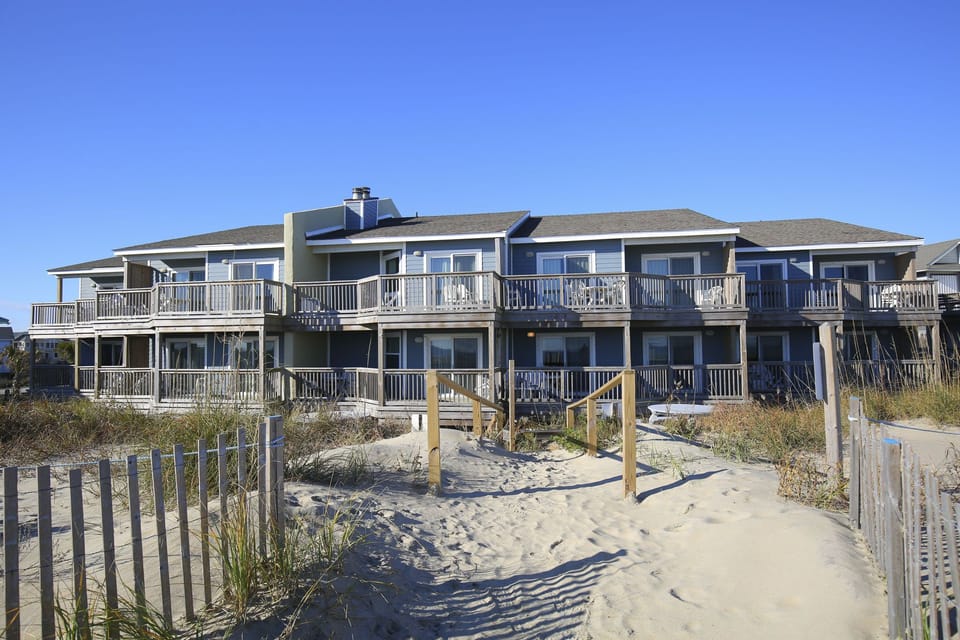 With easy access to the beach, this beautiful condo boasts multiple private balconies for enjoying stunning views and sunsets.