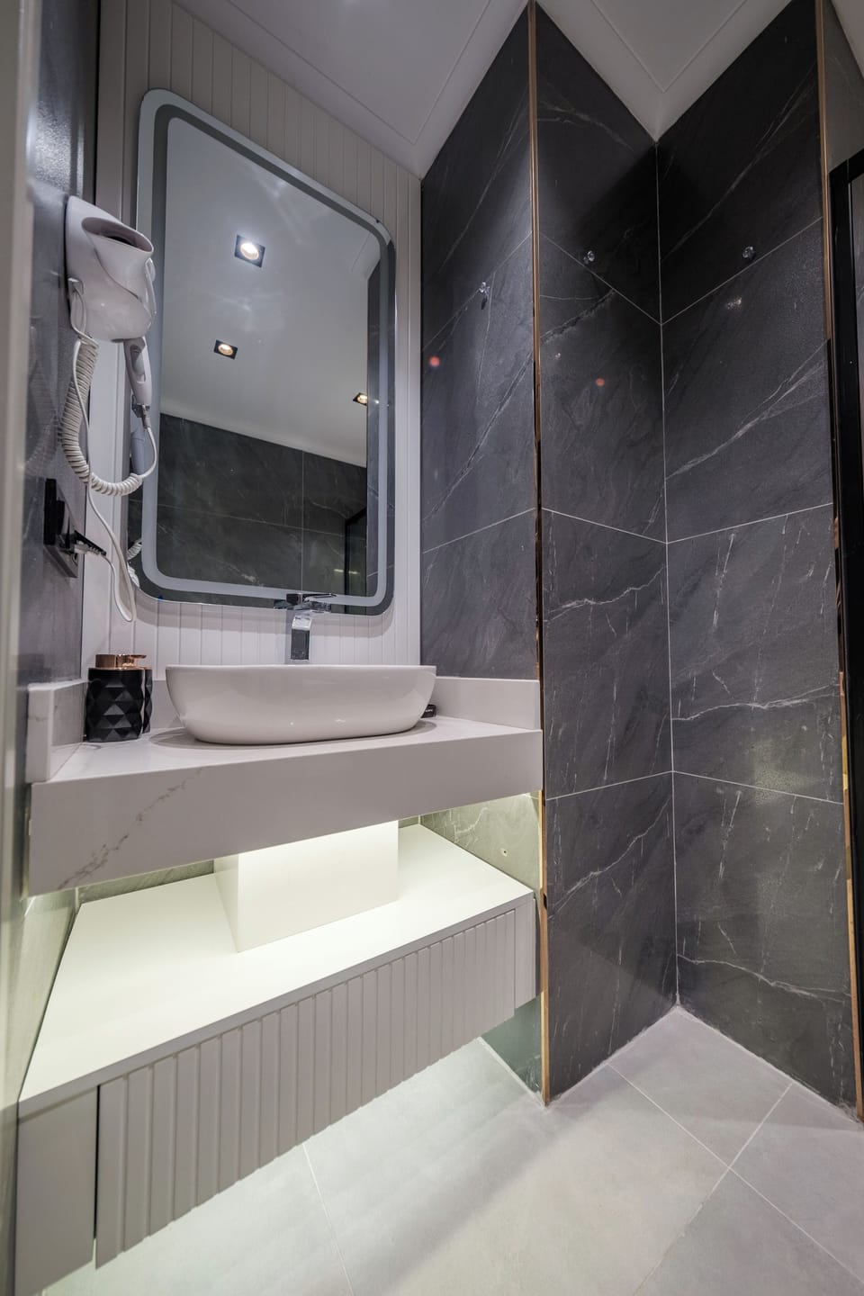 Classic Double Room, Balcony, City View | Bathroom | Shower, hair dryer, slippers, towels