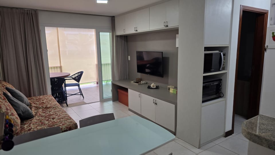 Basic Apartment, Courtyard View | Living area