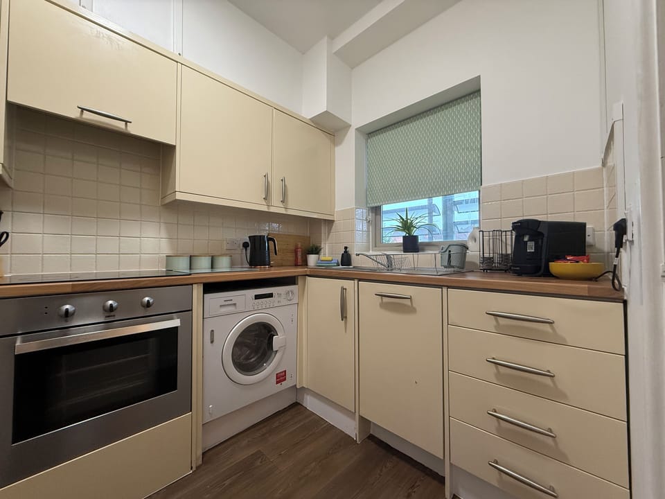 Kitchen (1)