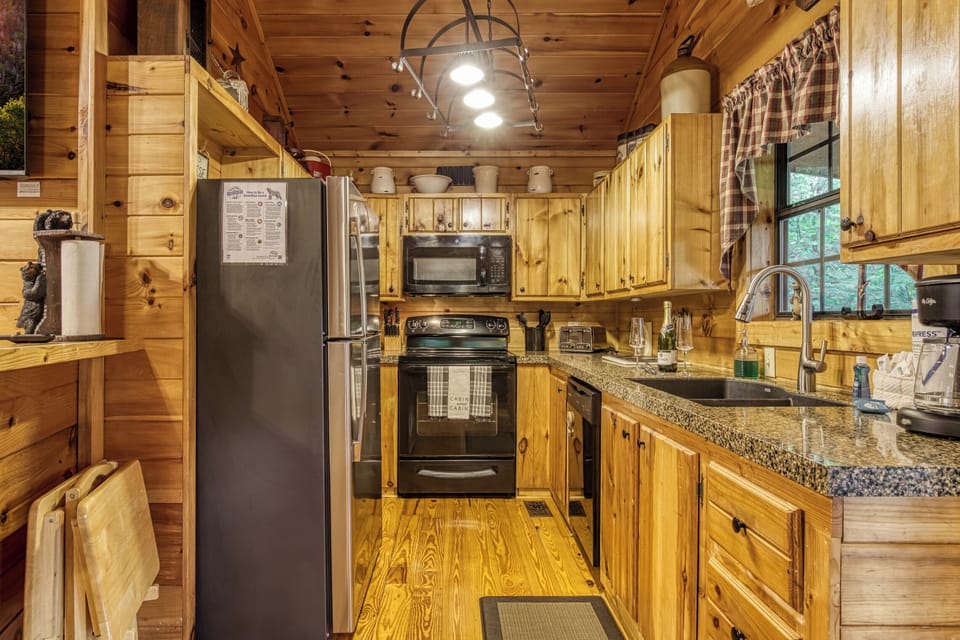 Full kitchen (1)