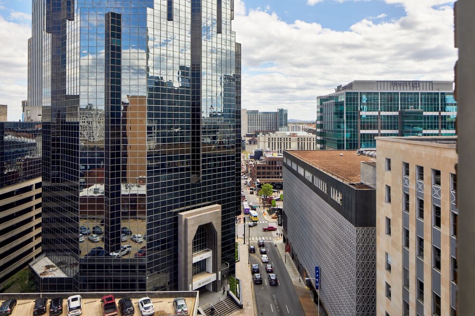 Room, 1 King Bed, City View | City view