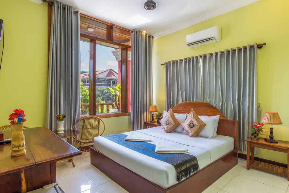In-room safe, desk, free WiFi, bed sheets