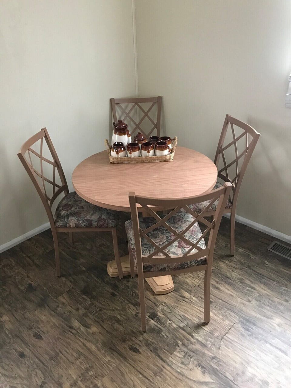 Classic House, Private Bathroom, Mountain View | Dining