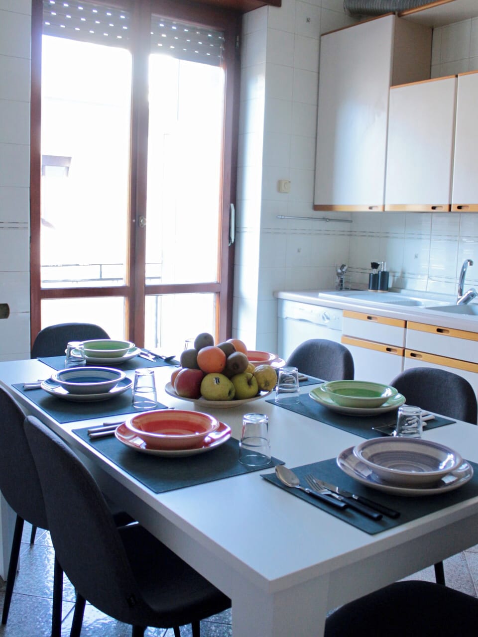 Comfort Condo, Balcony | In-room dining