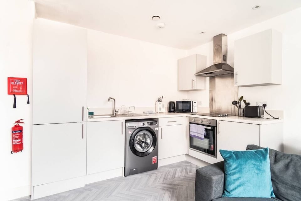 Fully Equipped Kitchen – Comes with everything you need to cook at home.