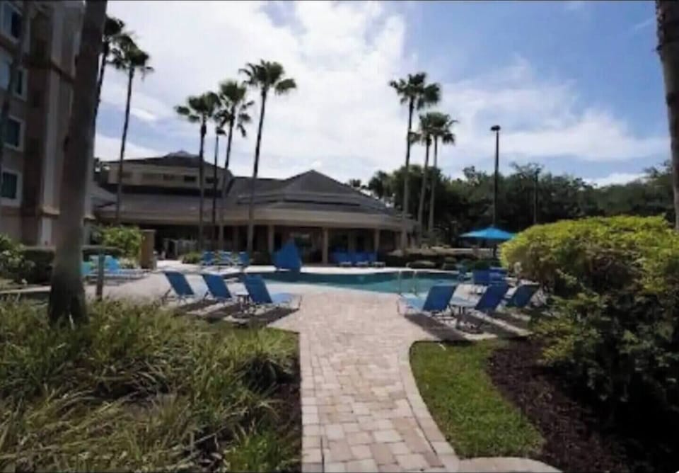 Pool area 