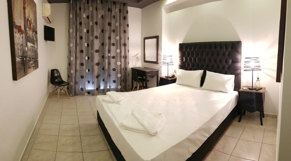 In-room safe, soundproofing, free cribs/infant beds, free WiFi