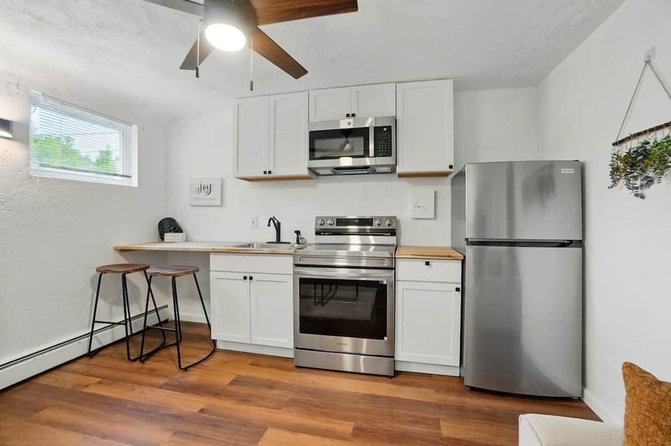 Fully Equipped Kitchen for Long Term Stay 