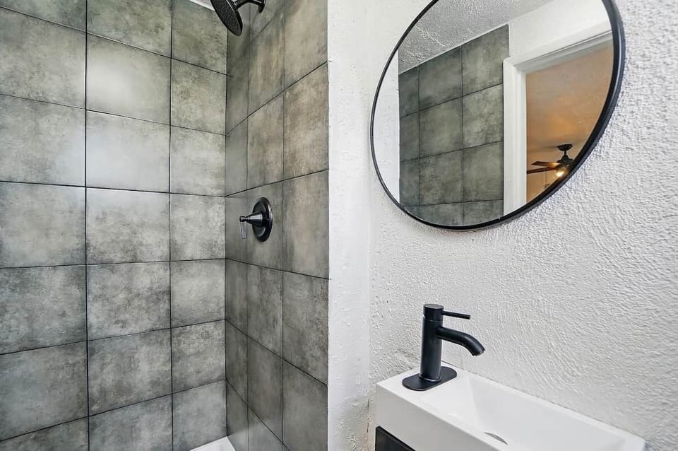 Bathroom with walk in shower 