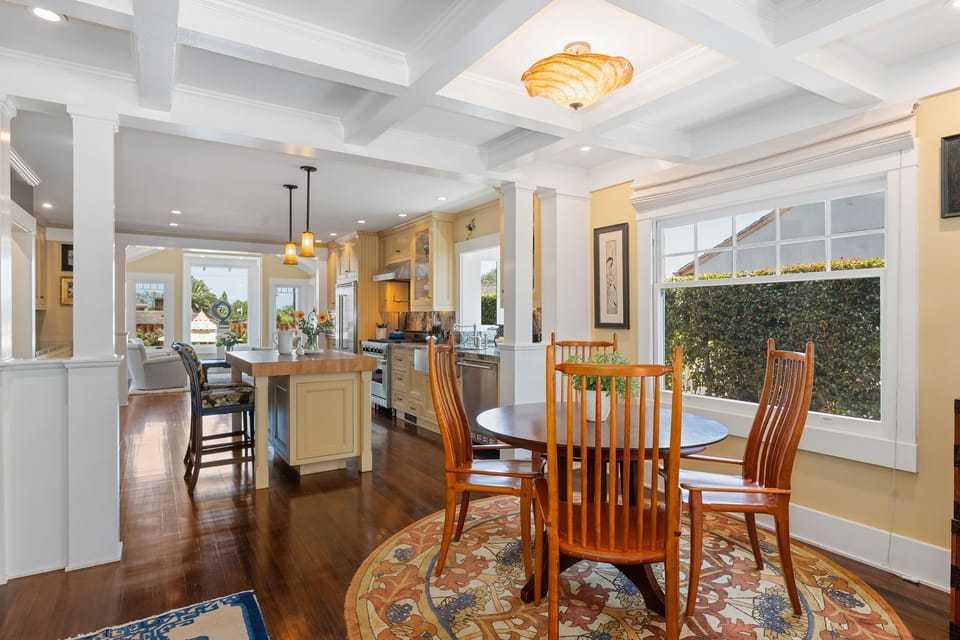 Quaint dining area off of the kitchen