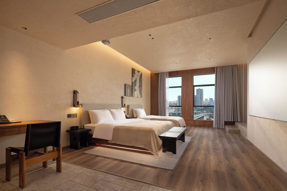 Family Triple Room, Multiple Beds, Hot Tub, Courtyard View | Down comforters, soundproofing, WiFi (free), bed sheets