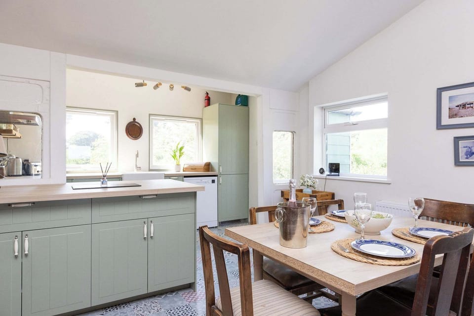 Light-filled, well-equipped kitchen