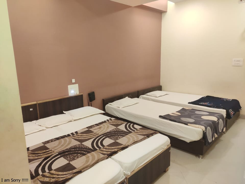 Deluxe Room, City View