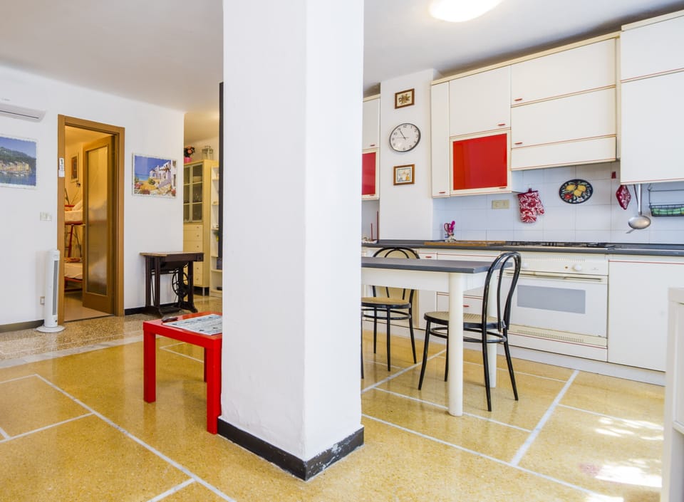 Apartment, 2 Bedrooms, Terrace | Private kitchen | Espresso maker, dining table