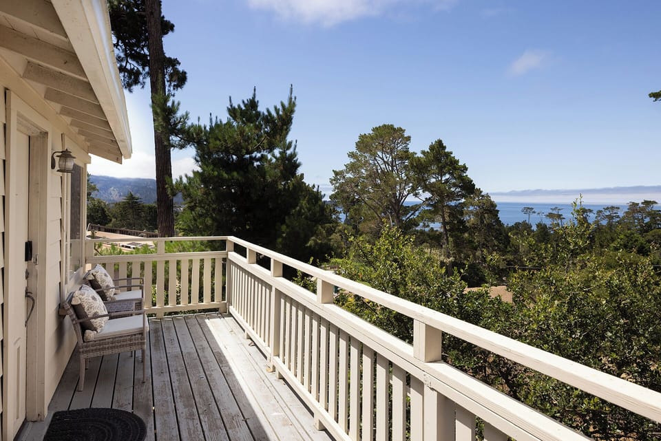 Balcony view of ocean & mountains!