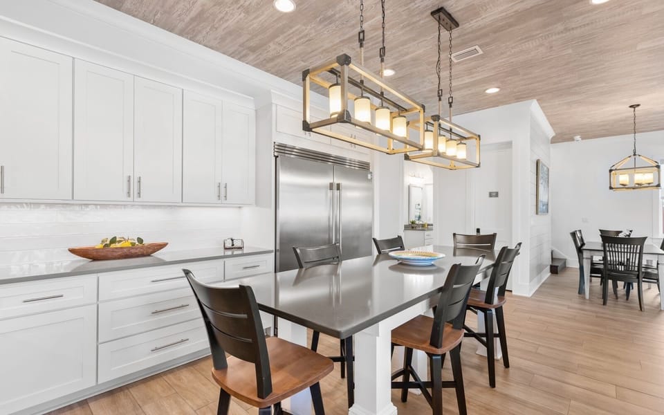 House, Multiple Beds, Pool Access, Pool View (Changes in Latitude) | Dining