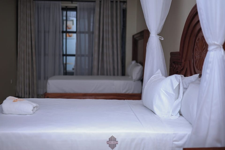 Deluxe Twin Room, City View | Soundproofing, free WiFi, bed sheets