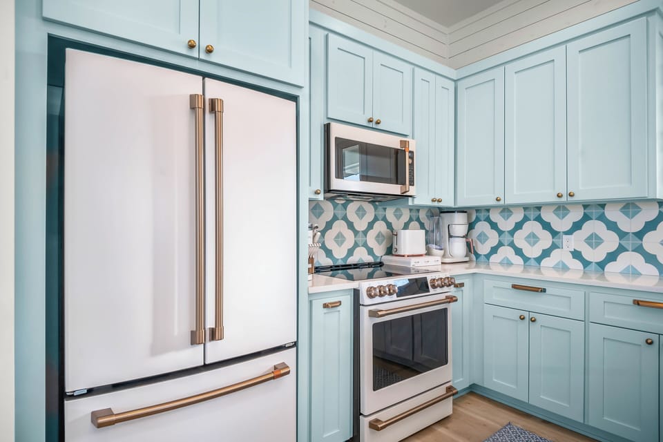 Kitchen, 2nd Floor