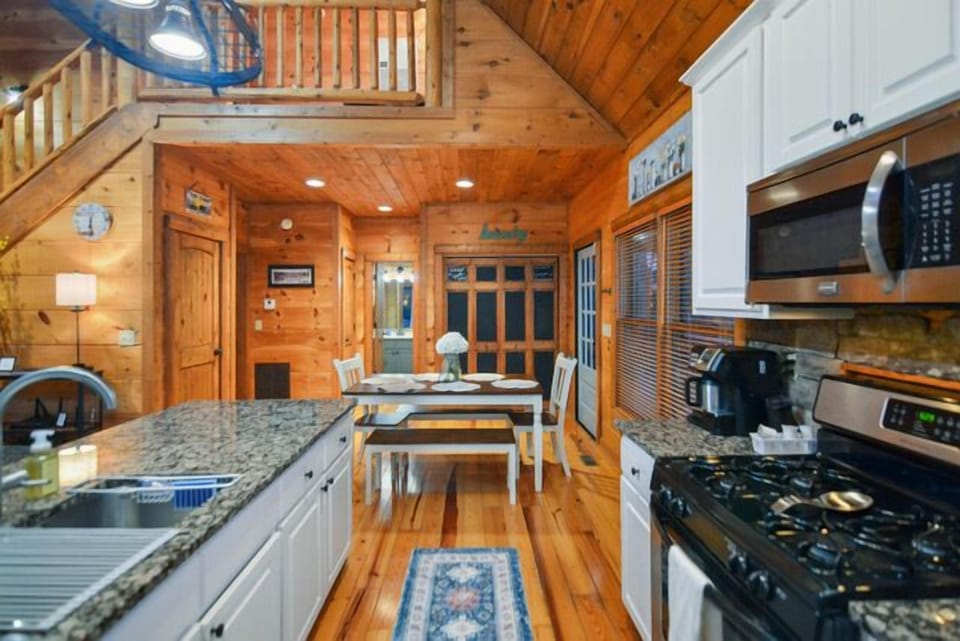 Kitchen to dining area