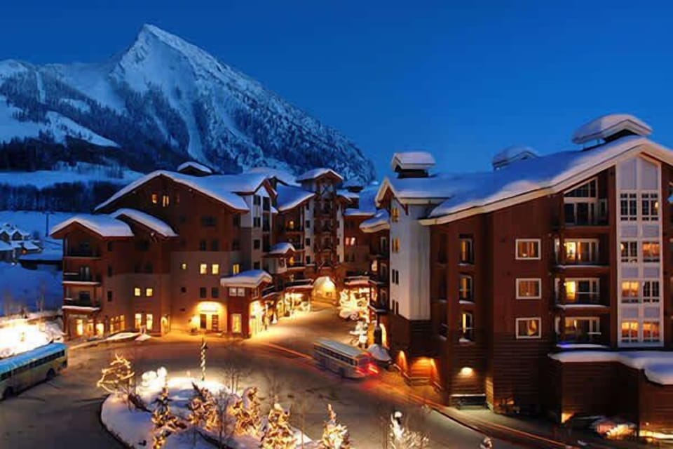 Best location in Mt Crested Butte for all your mountain adventures | Listed with @BookTraverse