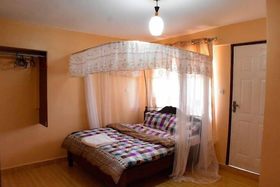 Deluxe Double Room, Garden View | Free WiFi, bed sheets