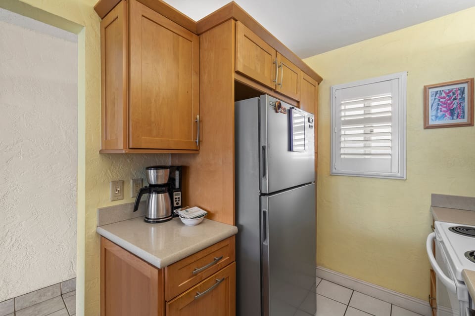 Condo, 2 Bedrooms | Private kitchen | Coffee/tea maker, fridge, oven, toaster