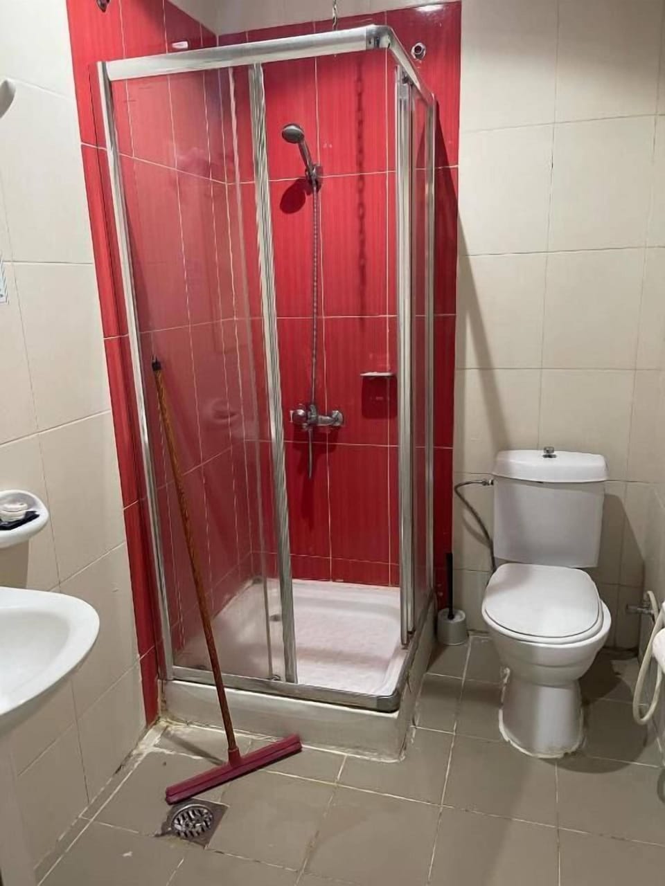 Shower, free toiletries, slippers, towels