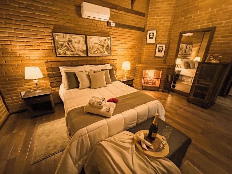 Superior Chalet, Lanai, Garden View | Iron/ironing board, free WiFi