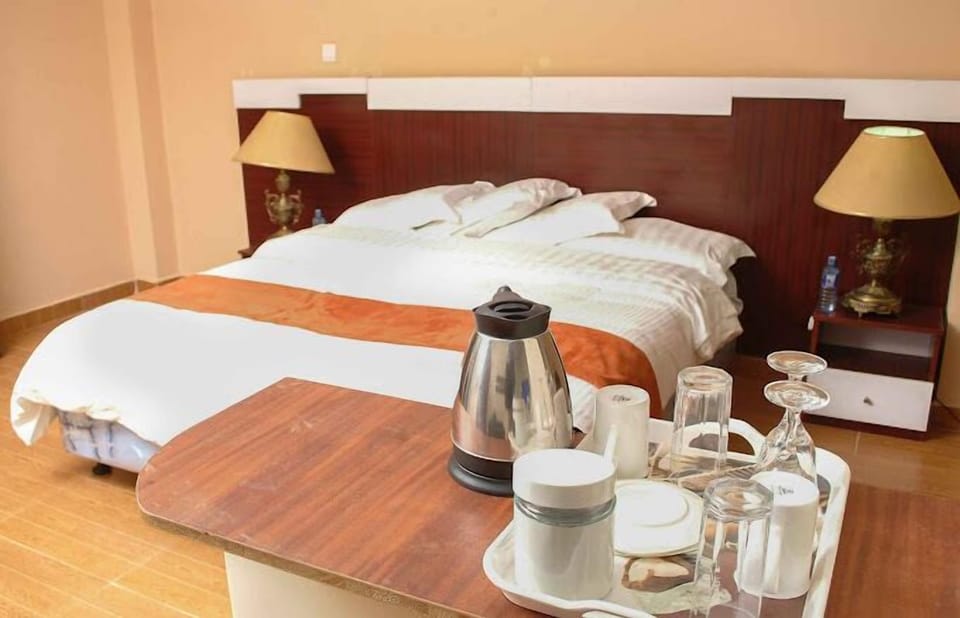 Deluxe Double Room, City View | Free WiFi, bed sheets