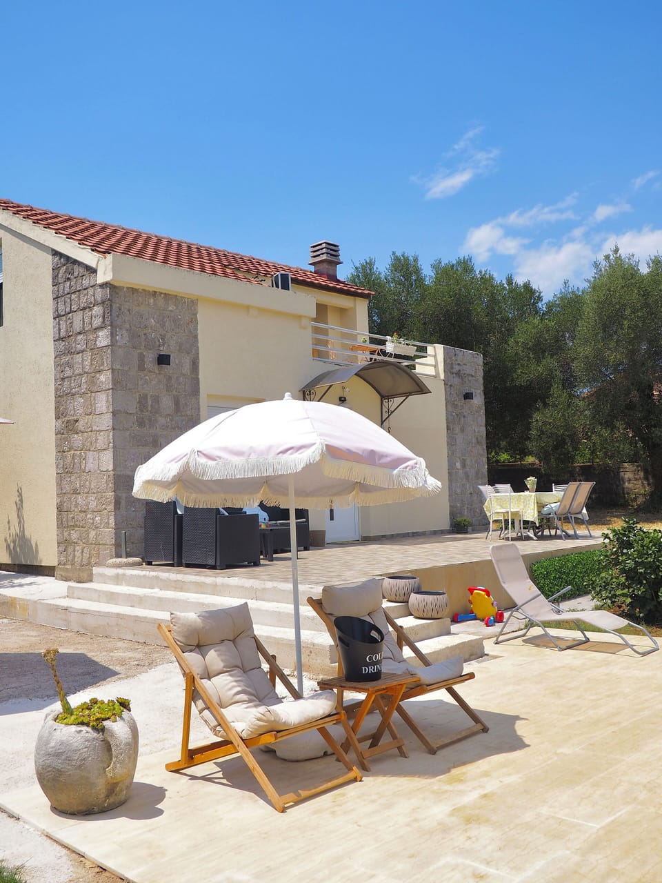 Classic Villa, Garden View | Terrace/patio