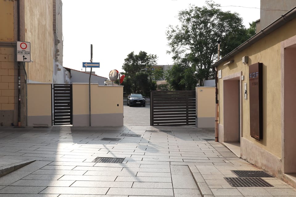 optional Secure Private parking (1)