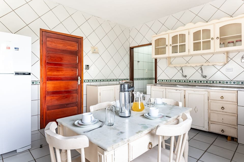 Villa | Dining