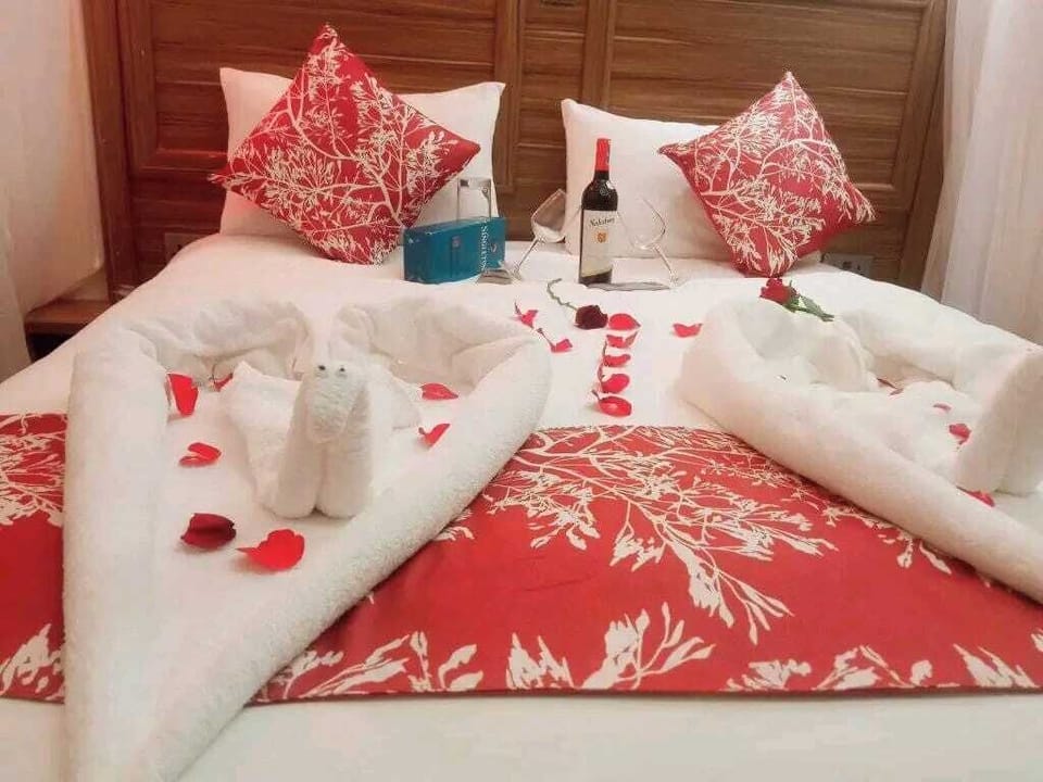 Deluxe Single Room, City View | Free WiFi, bed sheets